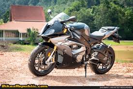 2018 BMW S 1000 RR test & review ...
